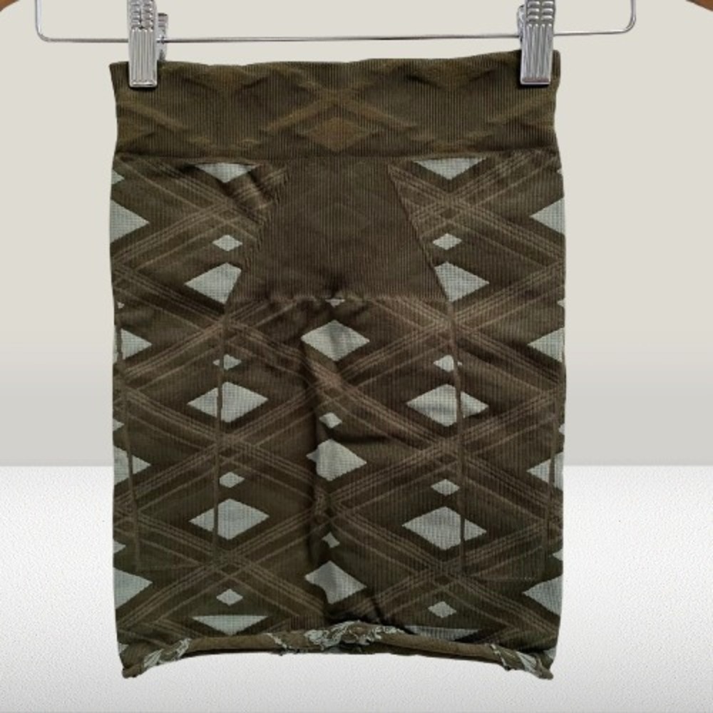 NEW Free People Movement Good Karma Seamless‎ Skirt Green Geo Print Small